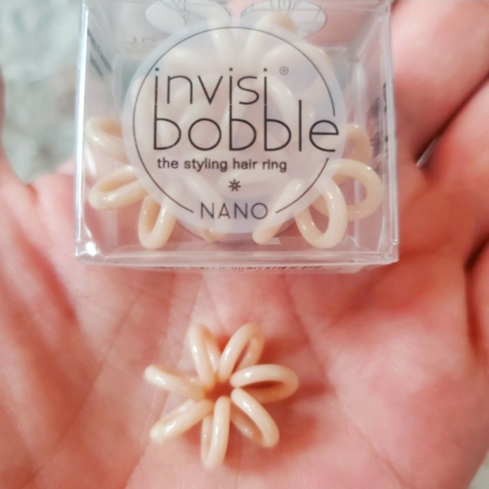 Invisibobble Nano in NUDE